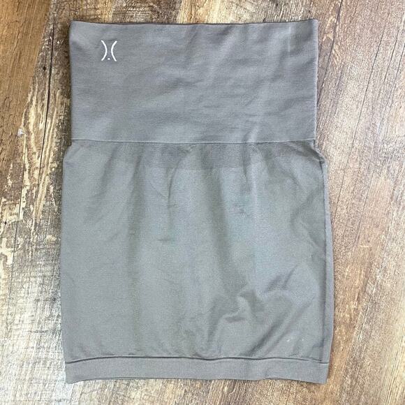 Yummie Shaping High Waist Skirt Slip M/L - Picture 1 of 3